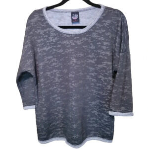 Green camo sweatshirt with light Grey piping trim